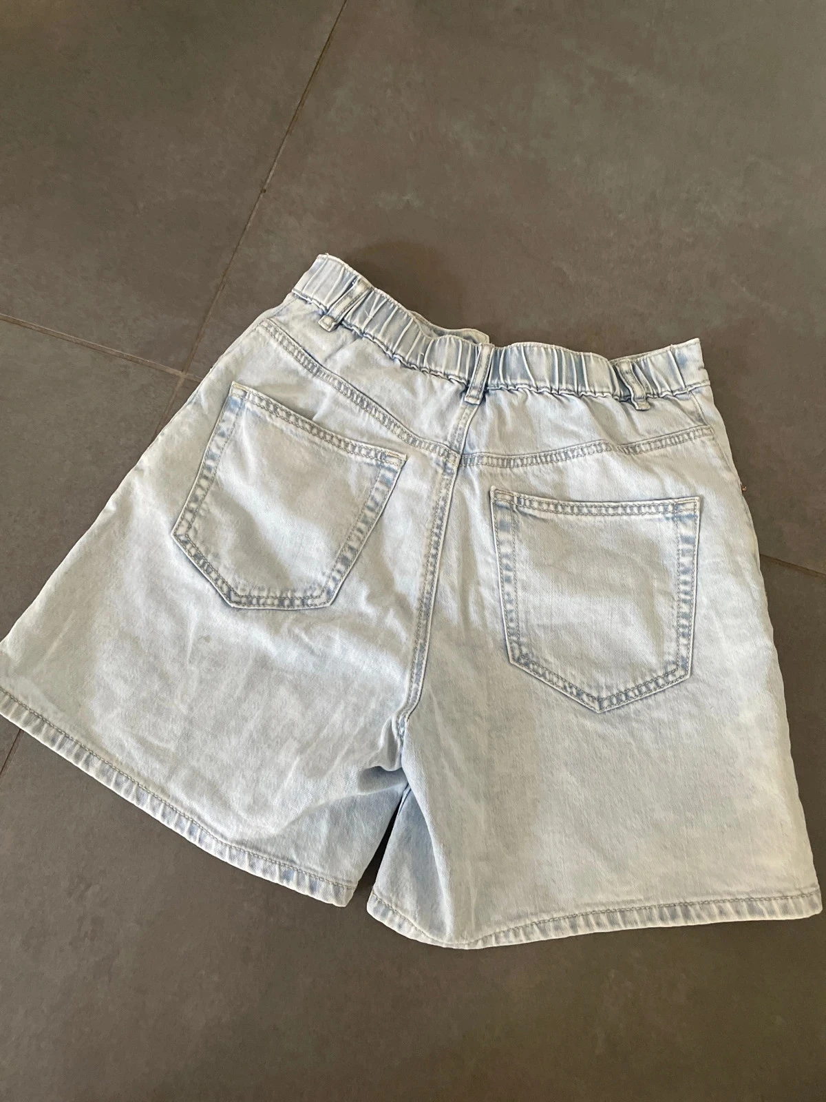Pantalón corto de Stradivarius en denim, talla 34 para mujer/niña – photo 5